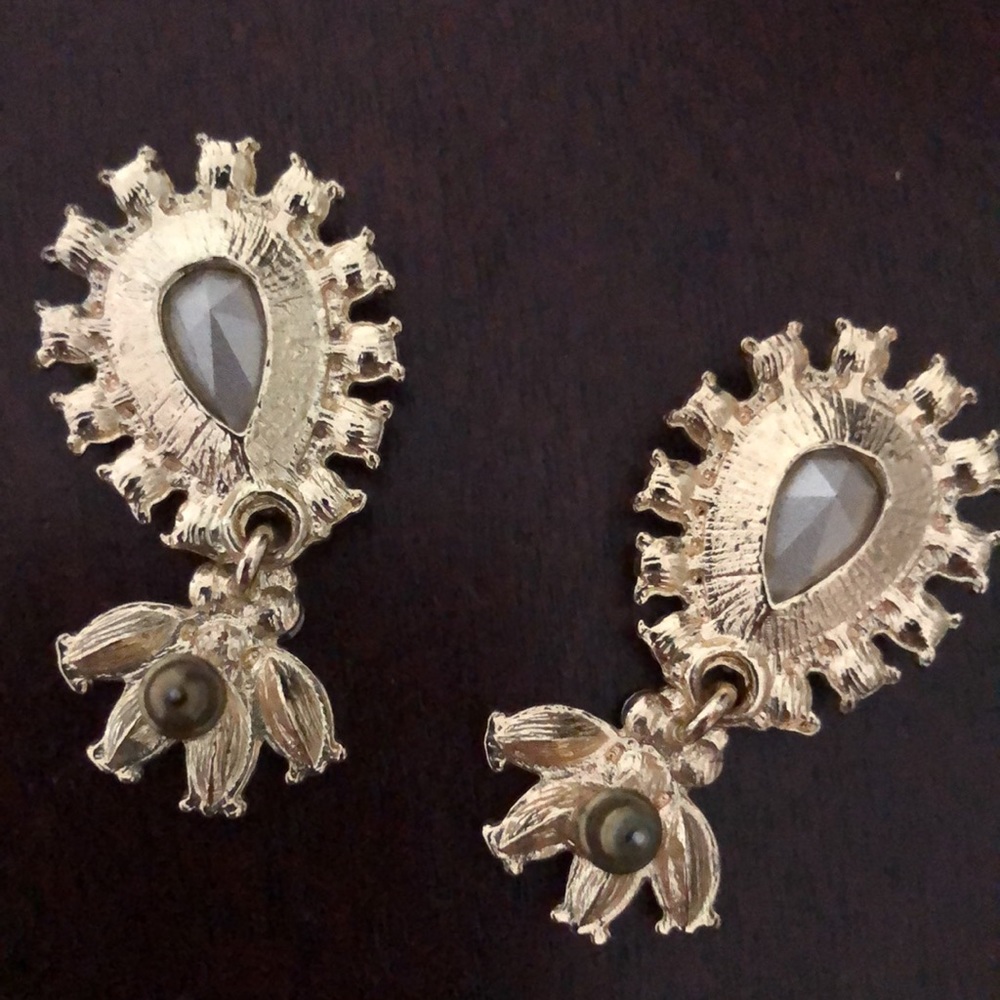 Pineapple Earring. - image 4